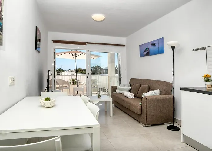 Luminosa Con Vista A La Piscina Vakantiehuis